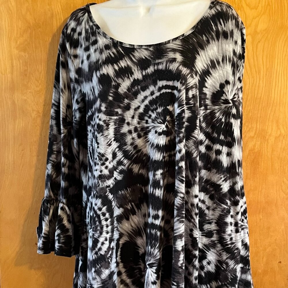 BOBBIE BROOKS Women's tie-dye design shirt - 3XL black,grey,white